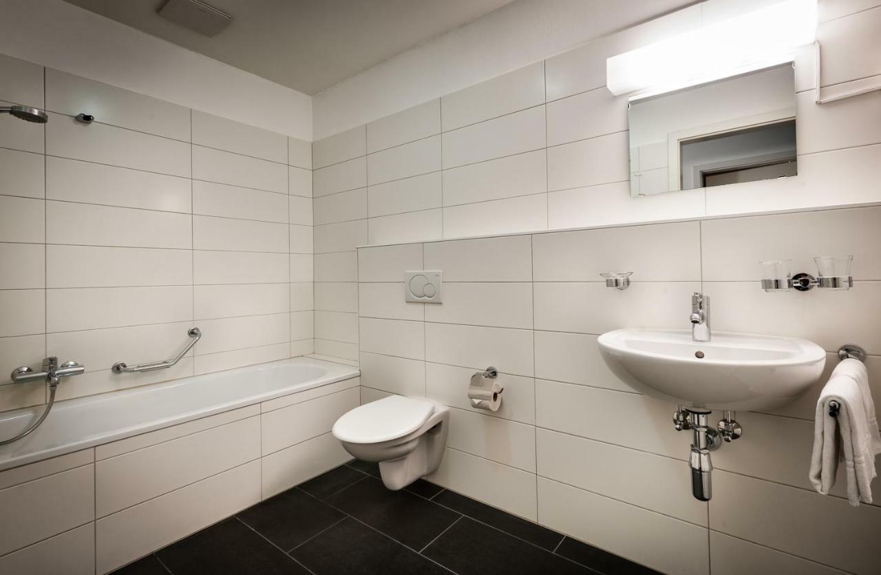Residenze Dell'Angelo Hotel โลการ์โน ภายนอก รูปภาพ