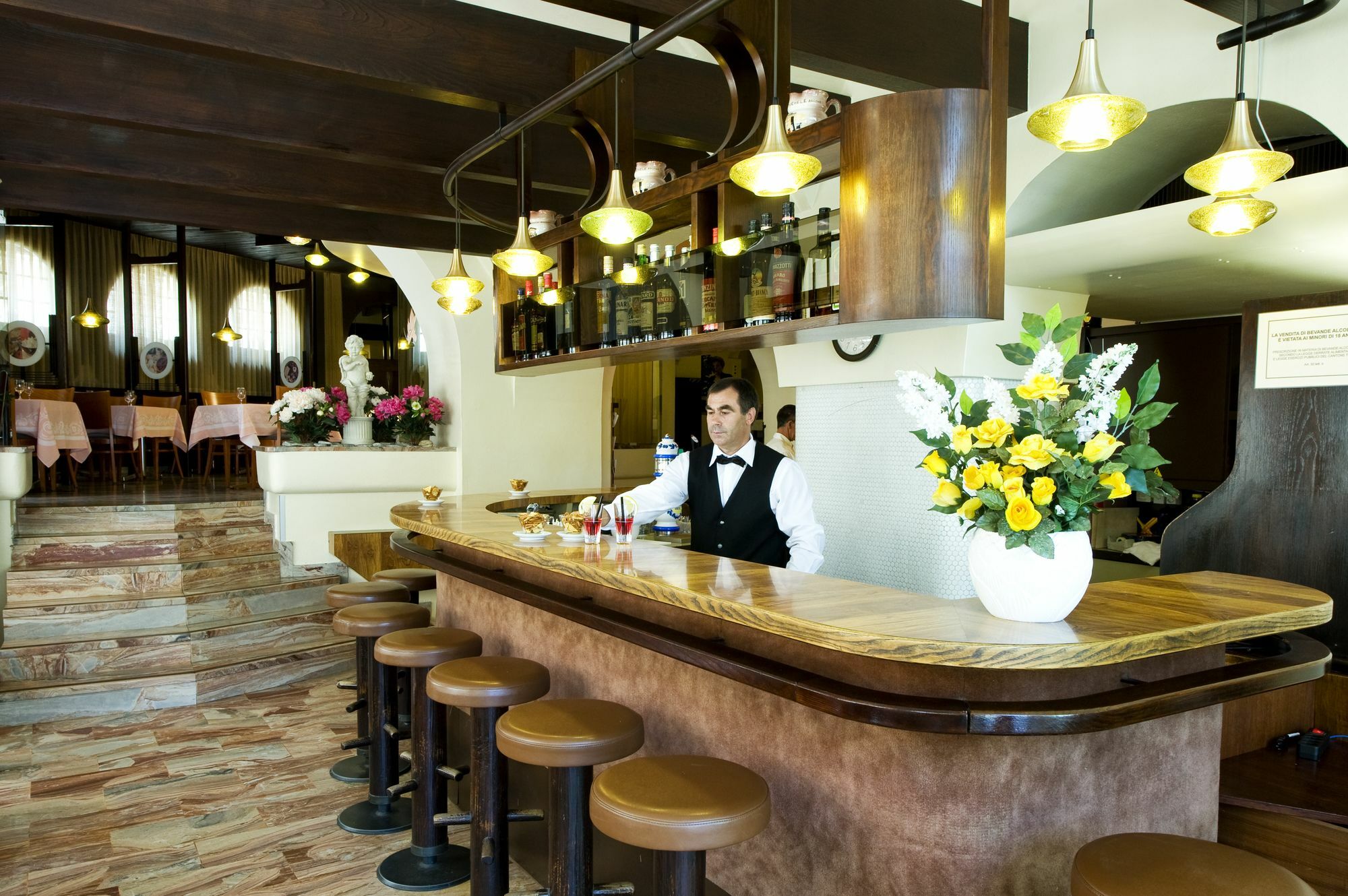 Residenze Dell'Angelo Hotel โลการ์โน ภายนอก รูปภาพ
